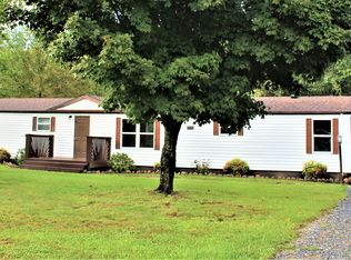 605 Mountain Meadow Dr, Vinton, VA 24179