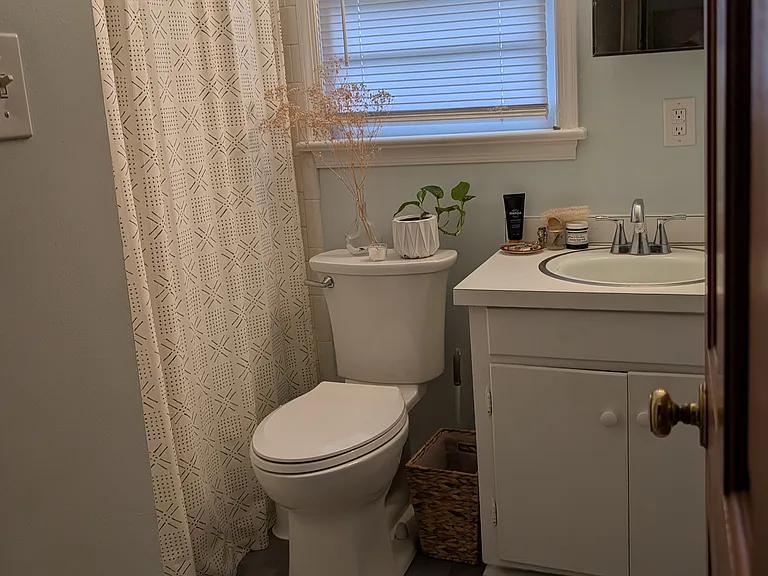 1204 Preston Ave — Photo 26