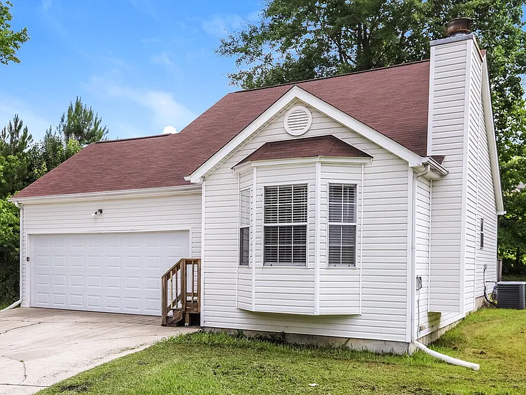 1376 Camrose Ct — Photo 4
