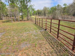 428 SE Midway Estates St, Lee, FL 32059