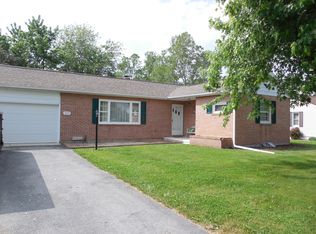 3737 Sycamore Grove Rd, Chambersburg, PA 17202