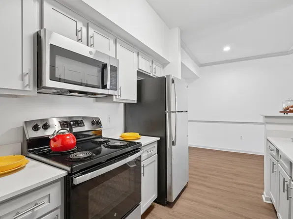 Baypointe Apartments