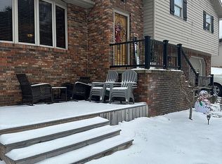 128 Hillcrest Dr, Pikeville, KY 41501
