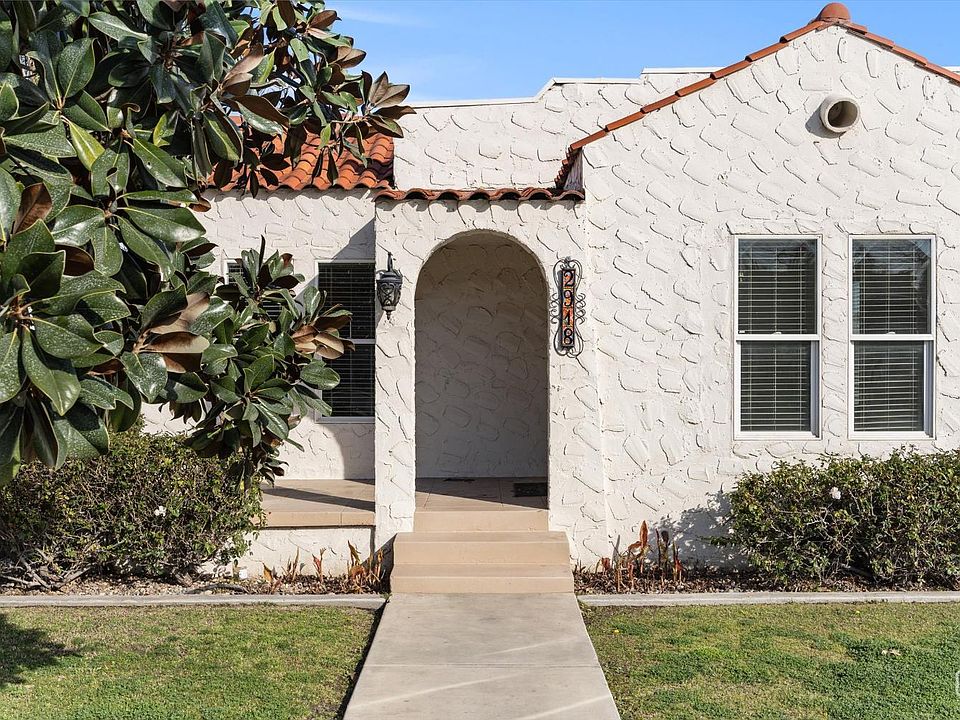 1st image of 2918 Park Way