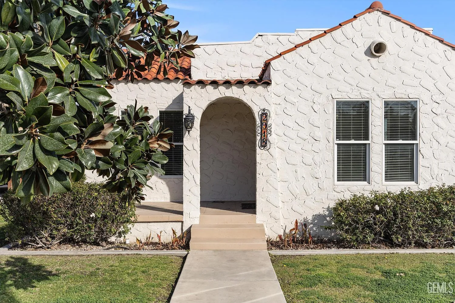 2918 Park Way photo 1