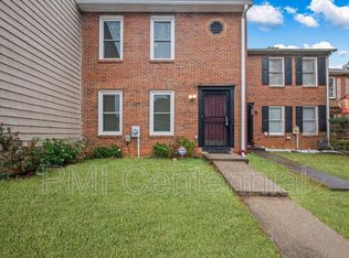 8078 Woodlake Dr, Riverdale, GA 30274