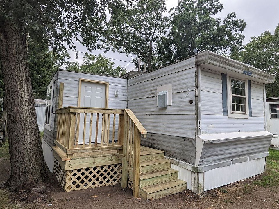 Crestview Estates 3290 S Getty St Norton Shores MI Zillow