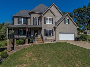 460 Morning Deer Dr, Paducah, KY 42003