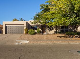 9519 Regal Ridge Dr NE, Albuquerque, NM 87111