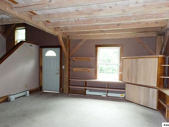 4th image of 698 Crestrose Dr