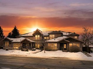 5130 50th St #K, Lacombe, AB T4L 1J1