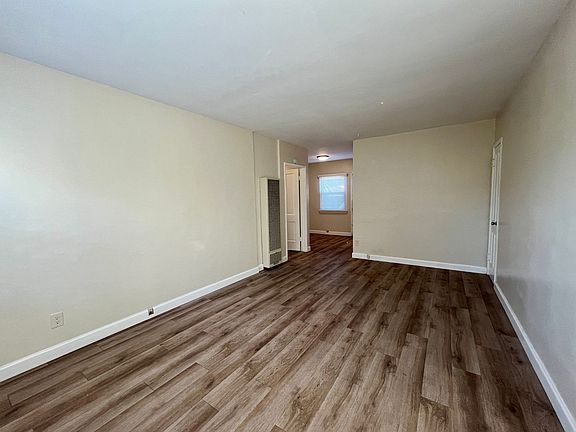 4th image of 4468 Illinois St