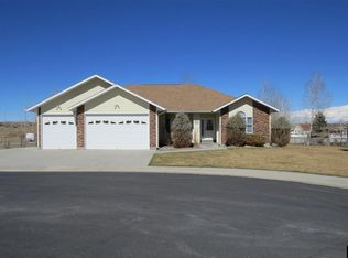 355 Waterfowl Way, Lander, WY 82520