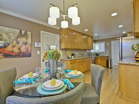 4th image of 1170 Forest Creek Dr