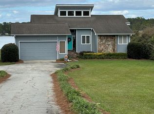 338 Pine Needle Rd, Douglas, GA 31535