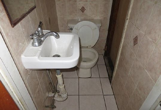 2nd image of 8735 123rd St