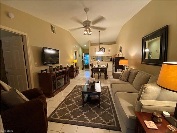 5th image of 2020 Pine Isle Ln #2020