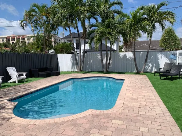 2520 Center Ave, Fort Lauderdale, FL 33305