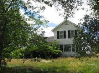 N8577 Bell Corners Rd, Bear Creek, WI 54922