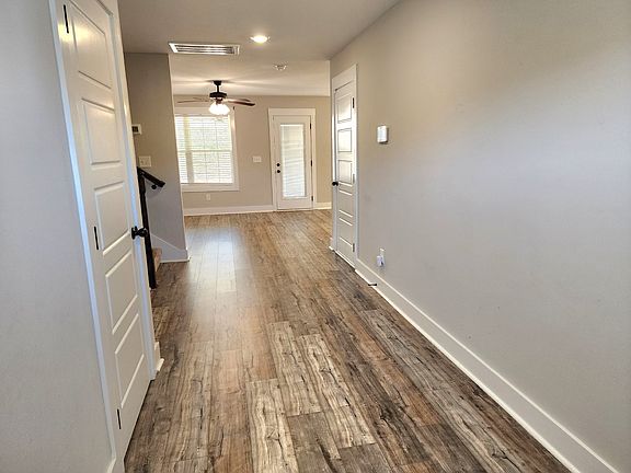 2nd image of 484 Woodtrace Dr