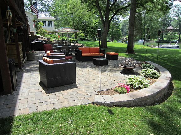 5th image of 439 E Lake Dr