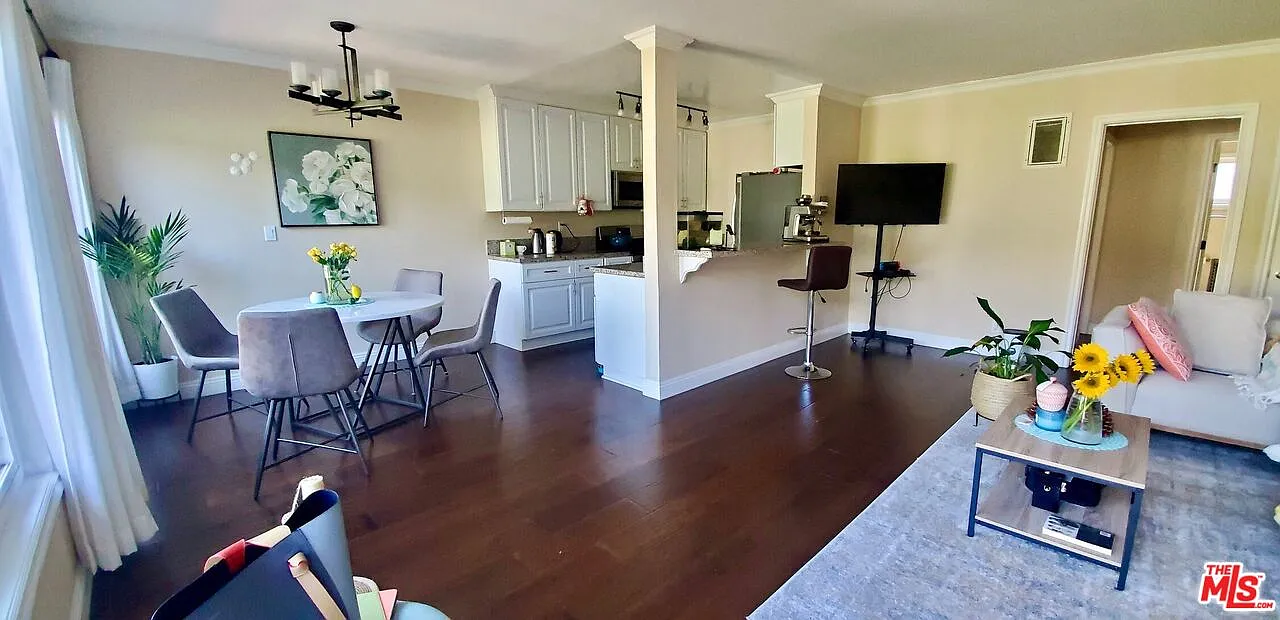 1 bed, 1.0 bath, 750 sqft, $3,150 — Photo 1