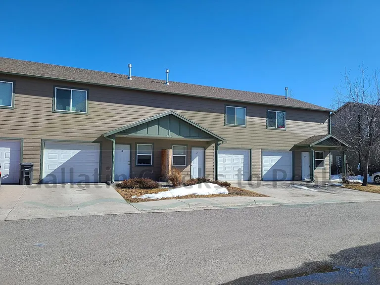 3040 York Street — Photo 1