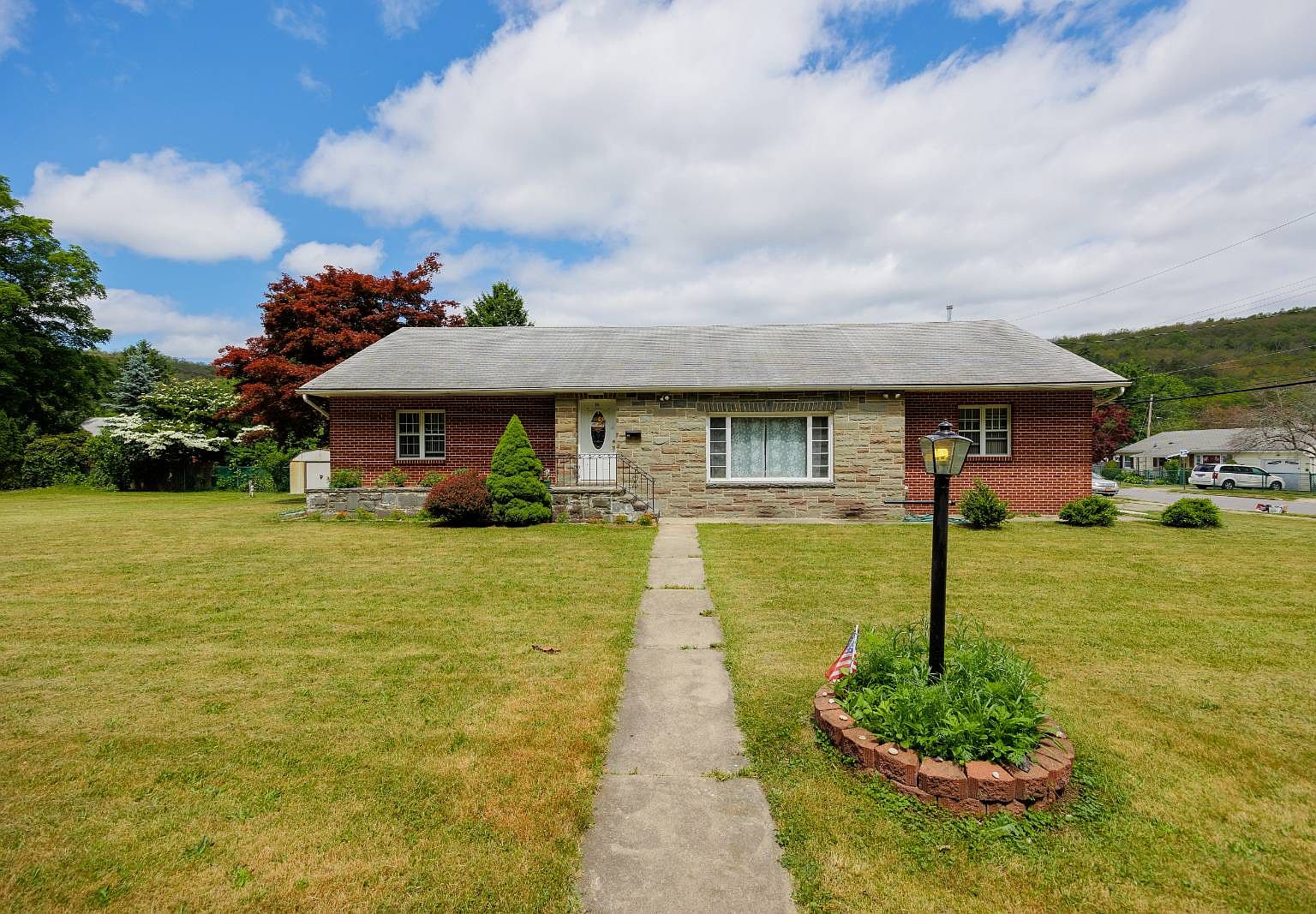 106 Kingston Ave, Port Jervis, NY 12771 MLS 11290349 Zillow