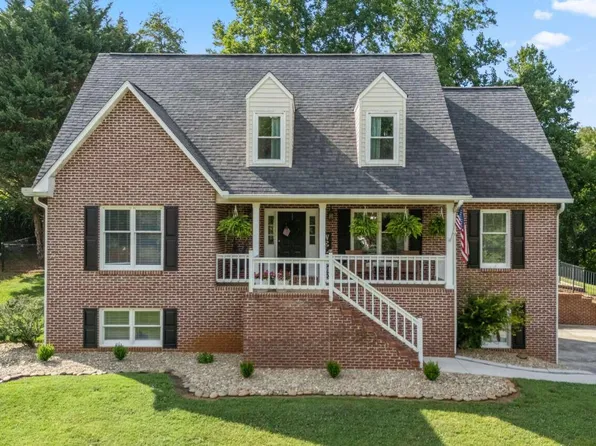 2103 Waterloo Rd, Maryville, TN 37803