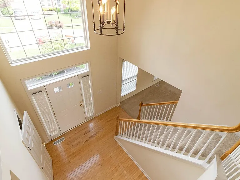 7892 Golden Meadow Dr — Photo 4