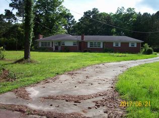 4308 S Us Highway 117, Rose Hill, NC 28458