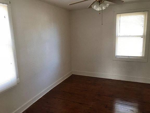 Both bed rooms have two walls with windows