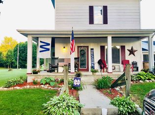 130 S Benton St, Roann, IN 46974