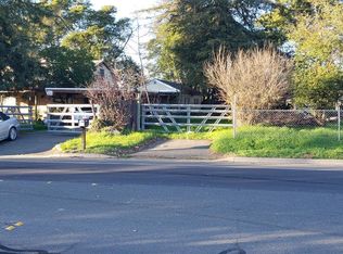 1869 Hearn Ave, Santa Rosa, CA 95407