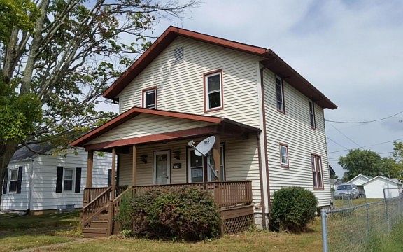 2nd image of 460 Ballard Ave