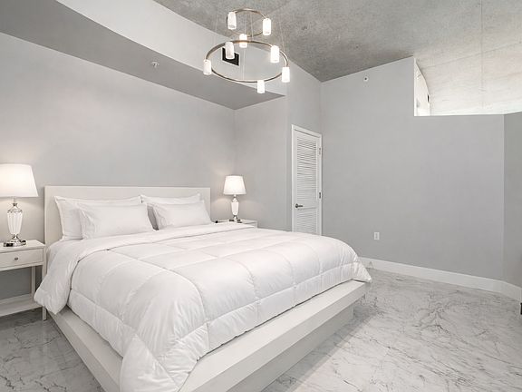 5th image of 777 N Ashley Dr #0