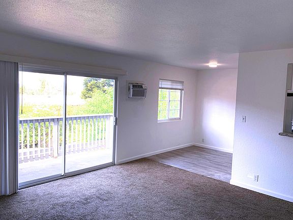 5th image of 238 Arana Dr APT D