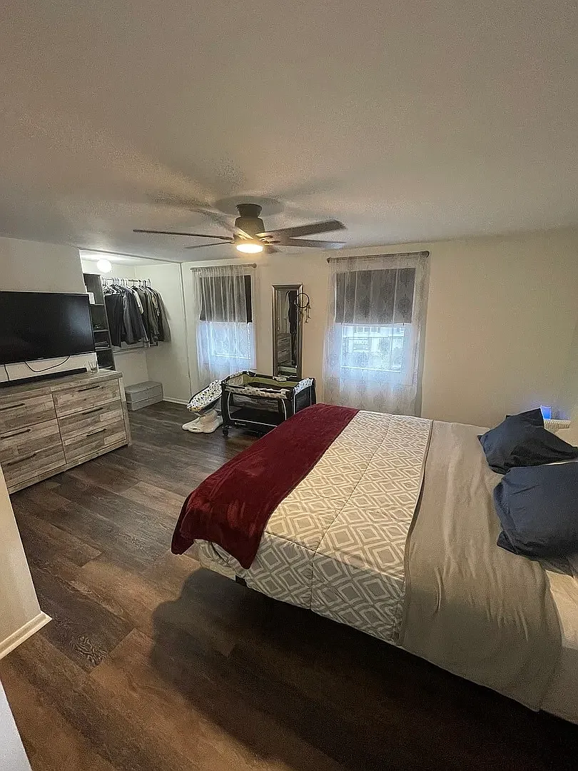 3 bed, 1.5 bath, 1686 sqft, $2,550 — Photo 4