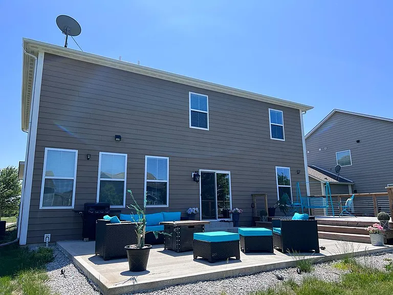 750 Canberra Blvd — Photo 2