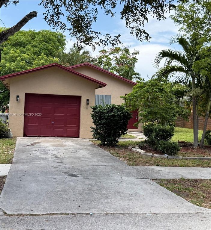 1561 NW 7th Ter, Pompano Beach