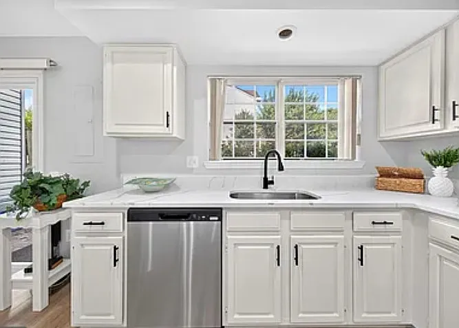 6576 Medinah Ln — Photo 8