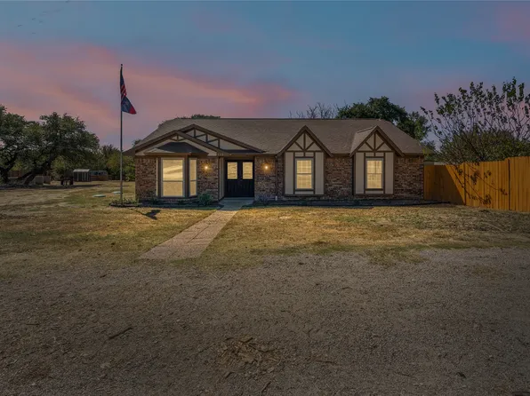 513 Ranch House Rd, Willow Park, TX 76087