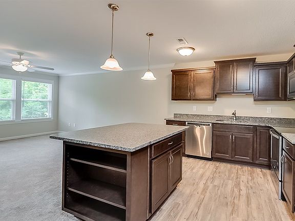 3rd image of 1751 Jesse Ln #32-202