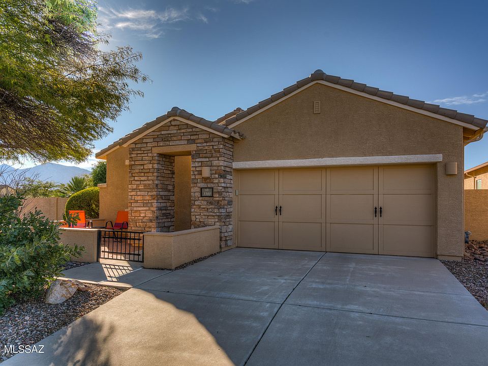 1st image of 1101 W Versilia Dr