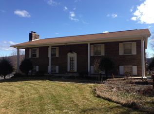 115 Crockett Ln, Elizabethton, TN 37643