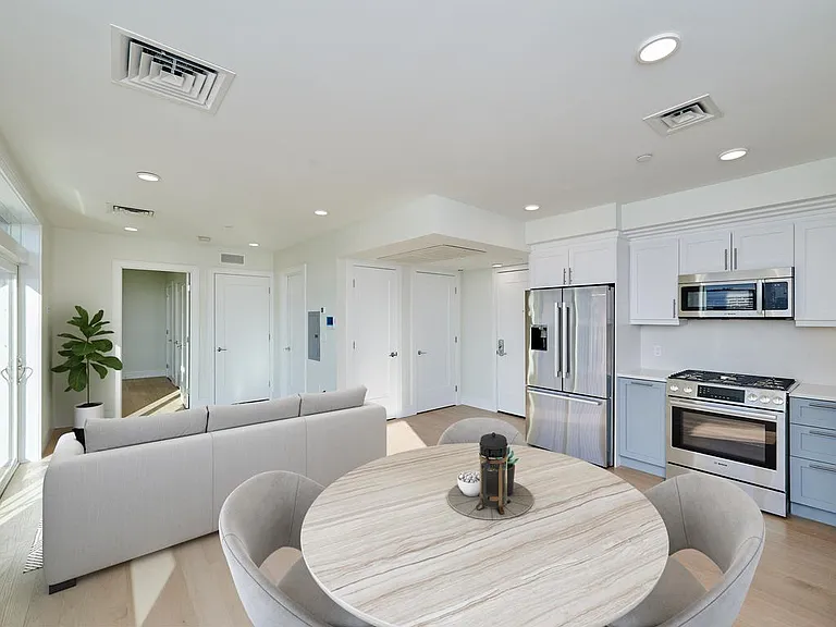 301 Border St #508 — Photo 1