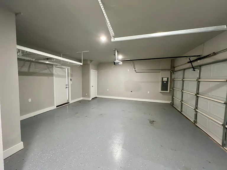 714 N Plano Rd — Photo 9
