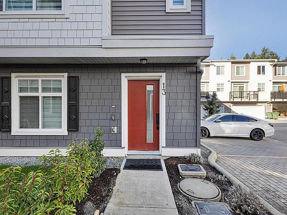 4th image of 2033 McKenzie Rd #13