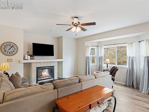 4th image of 1268 Lawn Lake Trl