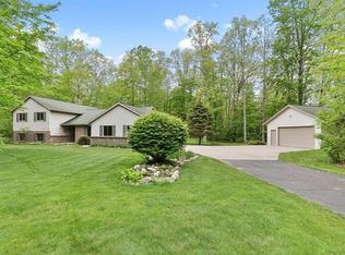 4084 Sandy Ridge Dr, Dorr, MI 49323